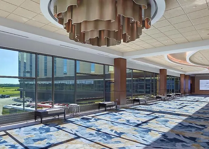 Mystic Lake Casino Hotel
