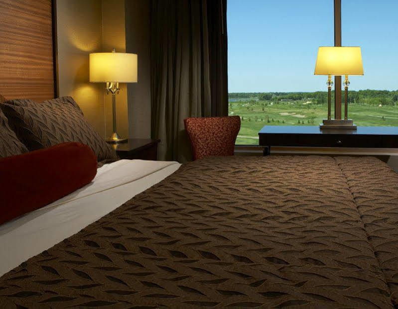 Mystic Casino Hotel